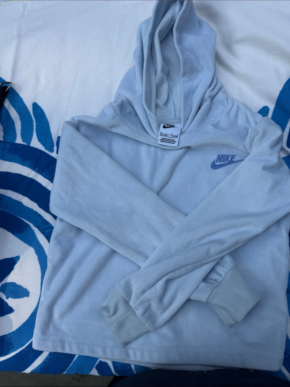 Nike Light Blue Crewneck Pullover - Men's Casual Sweatshirt